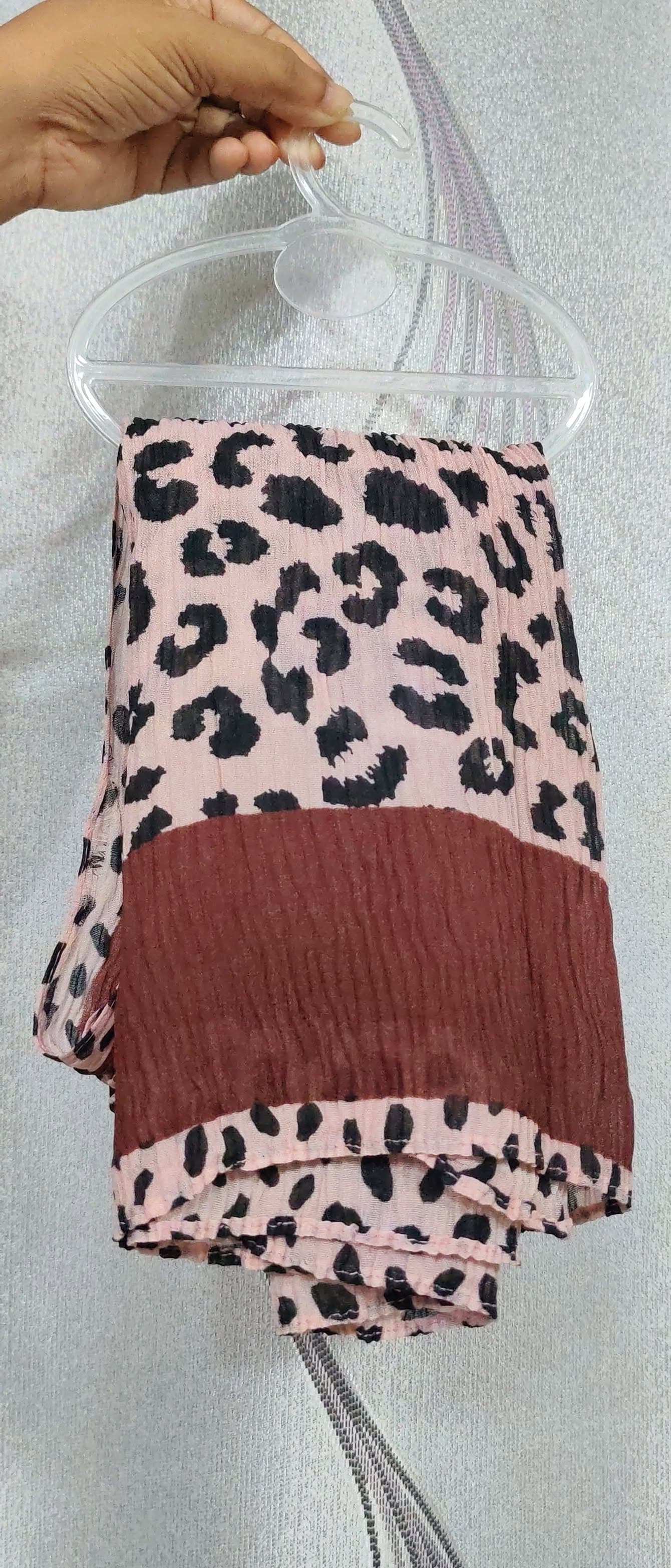 লাইট পিঙ্ক (Light Pink)