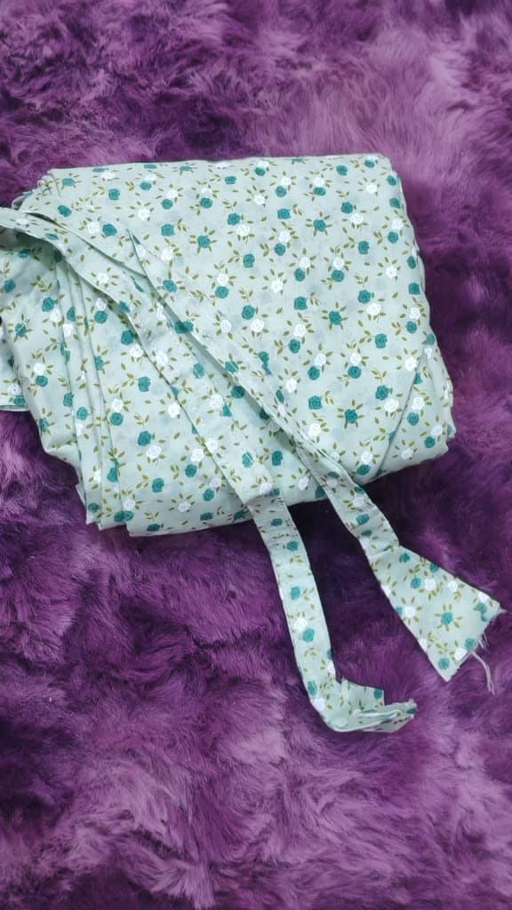 মিন্ট গ্রিন ফ্লোরাল (Mint Green)